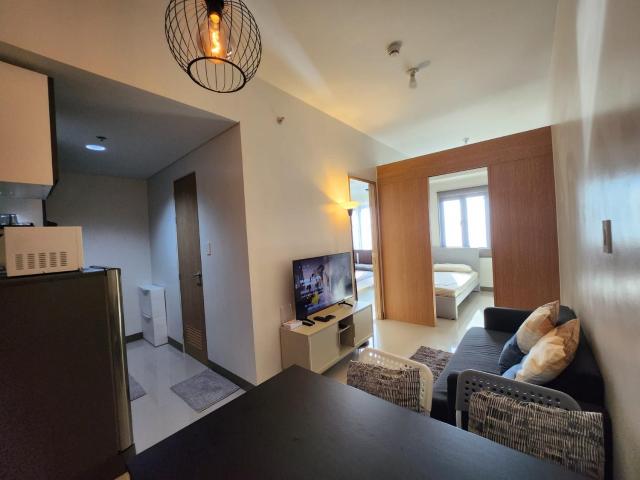 Bloom Residences Condo 2Br