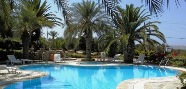 Kazamia Apartments with Sharing Pool