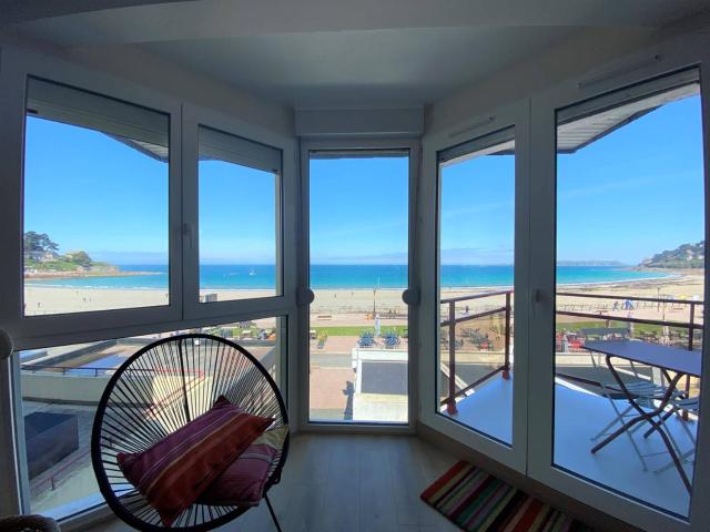 Appartement avec WIFI et Vue Mer, Plage de Trestraou à Perros-Guirec - FR-1-368-384