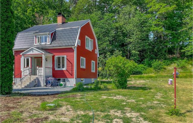 Nice Home In Edsbruk With Kitchen