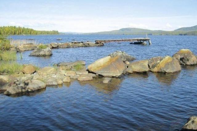 Holzhütte für das wahre Naturerlebnis am See