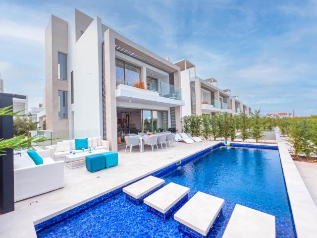 Azure Seaview - Jade Villa