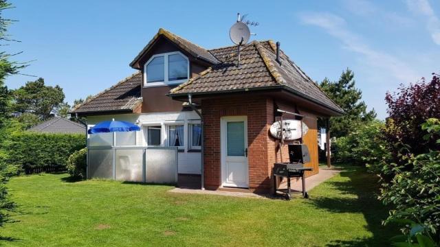 Ruhiges Ferienhaus in Goting mit Grill, Terrasse und Garten