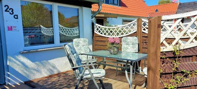 Gemütliches Appartement in Prerow mit Grill und Terrasse