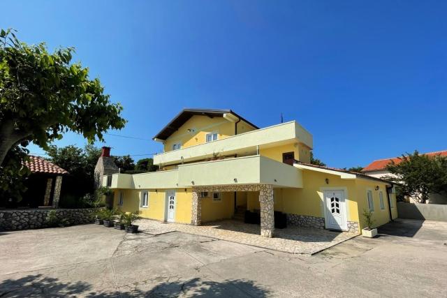 Apartments with a parking space Polje, Krk - 18669