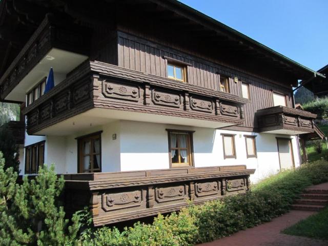 Ferienwohnung Aalener Haus mit Balkon