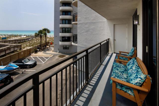 Nautilus 2308 Gulf View 2 Bedroom 3rd Floor Free Beach Service