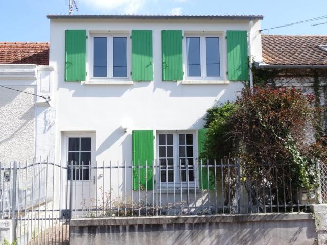 Maison à Fouras, 3 chambres, cour ombragée, proche centre et plages - FR-1-709-67