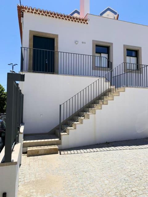 Cozy house in Castelo Branco 60 m² city view balcony