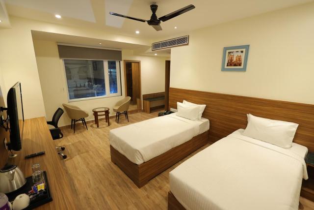 Hotel Sharda Residency