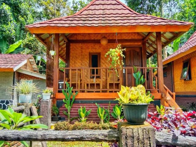 Pondok rinjani bungalow tetebatu