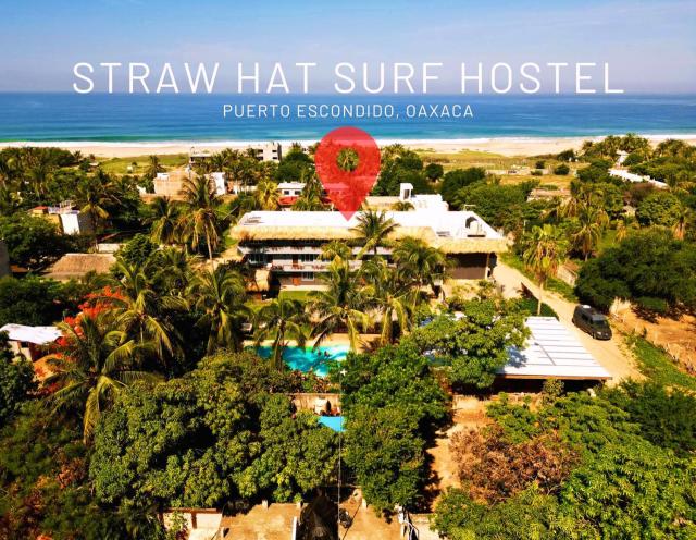 Straw Hat Surf Hostel & Bar