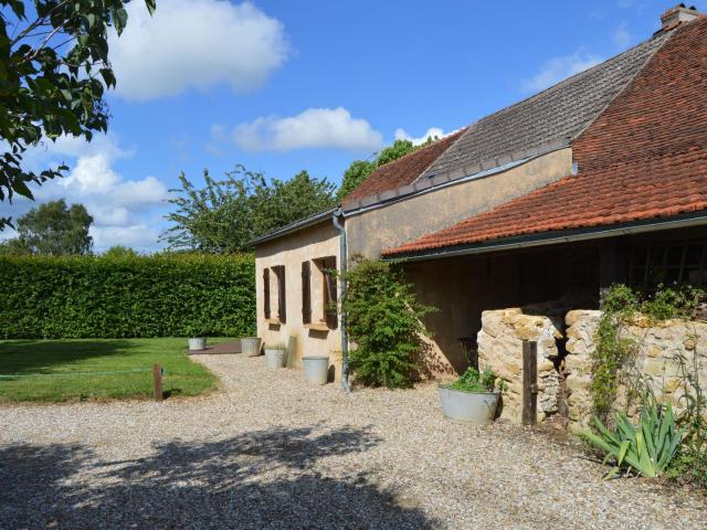 Maison paisible avec jardin clos, terrasse, proche lac d'Eguzon et villages médiévaux - FR-1-591-102