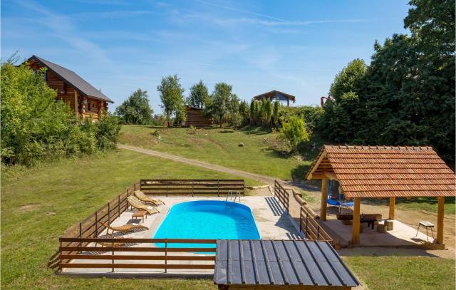 Lovely Home In Slunj With Outdoor Swimming Pool