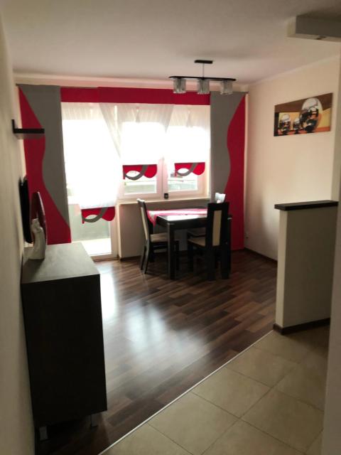 Apartament 8