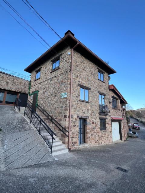 Casa turística ''Los chaleco'' en Lumbreras con terraza privada.