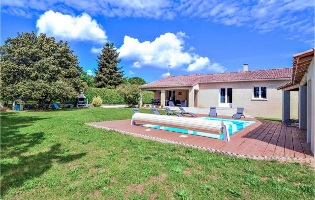 4 Bedroom Nice Home In S,laurent-La-Vernede