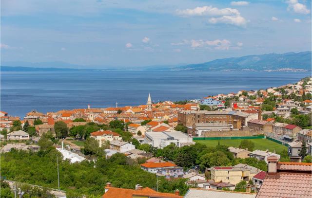 Gorgeous Apartment In Senj With Kitchen