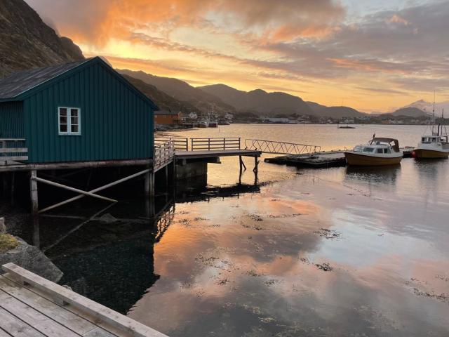 Kræmmervika Rorbuer - Rustic Cabins in Lofoten