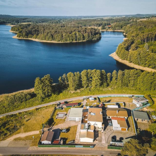 Black Tiger Seaside - Ferienwohnungen direkt am See