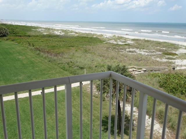 Spanish Main 69- Direct Oceanfront Condo!