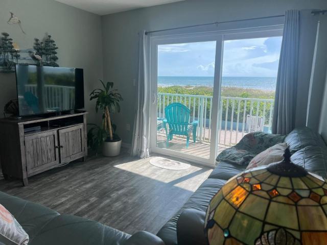 Richard Arms Unit 21- Direct Oceanfront Condo!