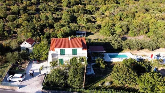 Family friendly house with a swimming pool Plano, Trogir - 21403