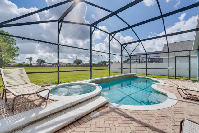 4 Mi to Disney Home with Heated Pool in Kissimmee!