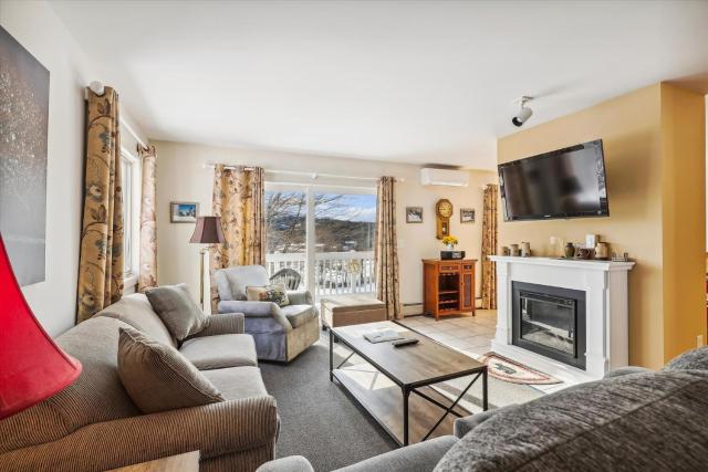 Mountainside Condo J201