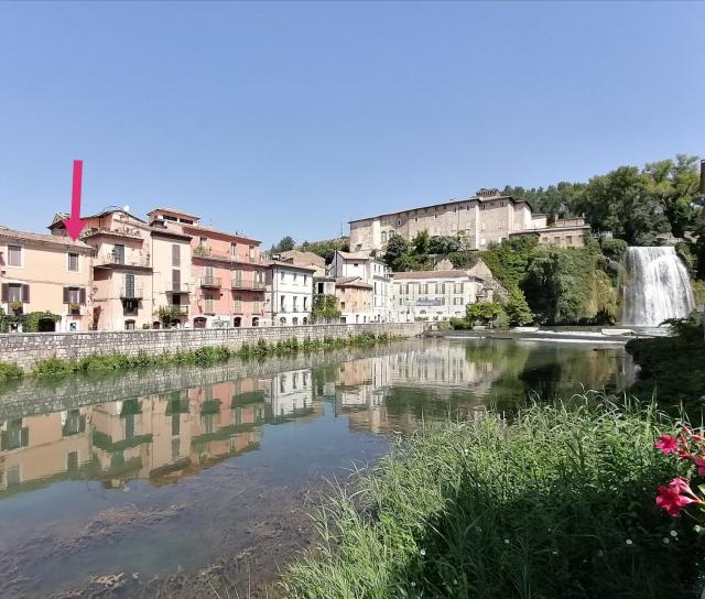 La finestra sulla cascata