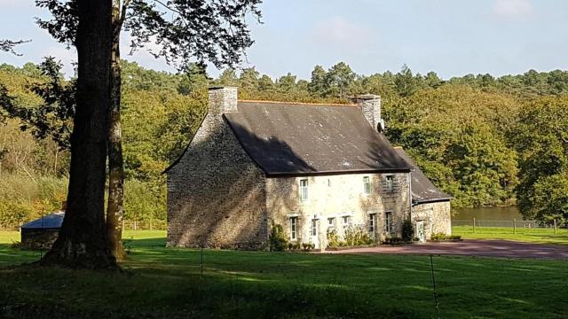 Paimpont: Gîte de la Haute Fenderie