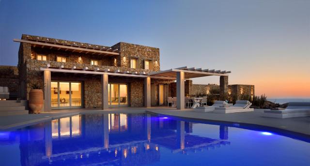 Mykonos Rocks Villas & Suites