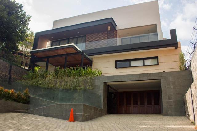 Villa Dago Pakar Bandung