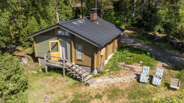 Pinetree Cottages Sunny cabin