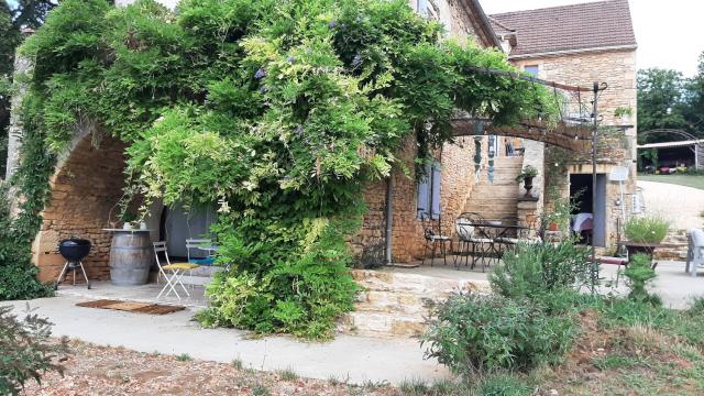 Charmant studio dans maison d'hôte dans un écrin de verdure