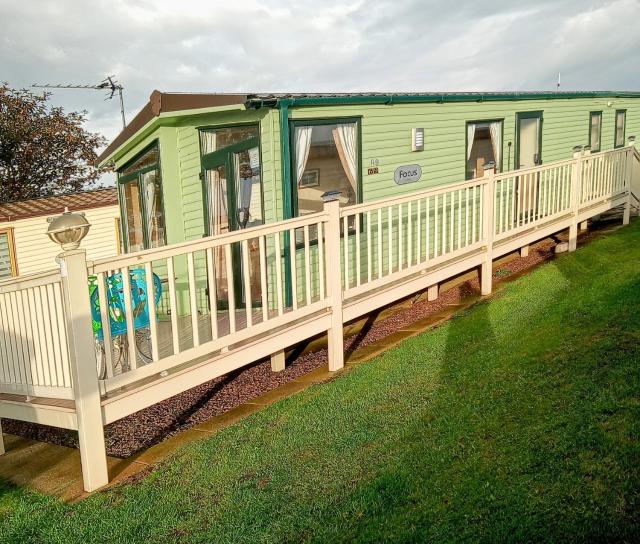 Barmston Beach Maple Rise 69