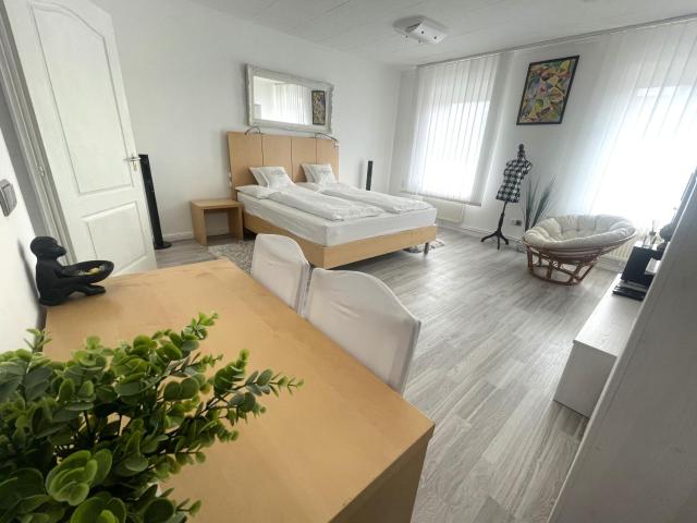 Alpesi Apartman Downtown