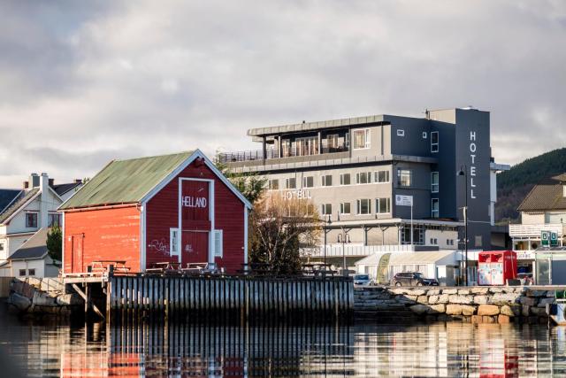 Vestnes Fjordhotell