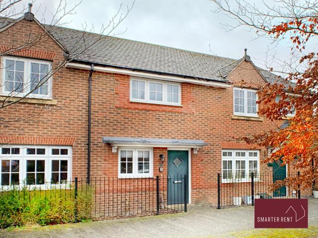 Bracknell - 2 Bedroom House With Garden