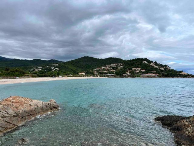 Jolie T2 bord de mer corse du sud