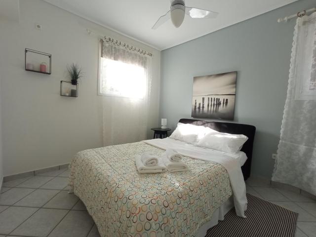 Flat with garden near sea, port and airport