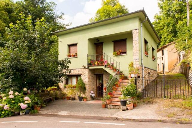 Casa Rural Les Cabañes