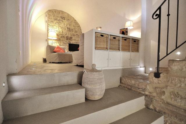 Authentic Cave House in the heart of the Village!