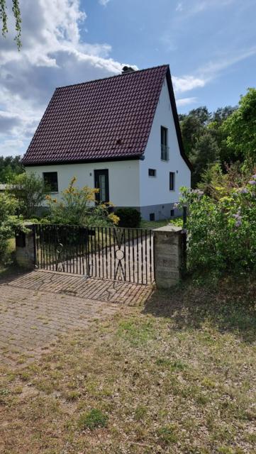 Mecklenburgische Seenplatte - FH mit optionalem Steg und Ruderboot