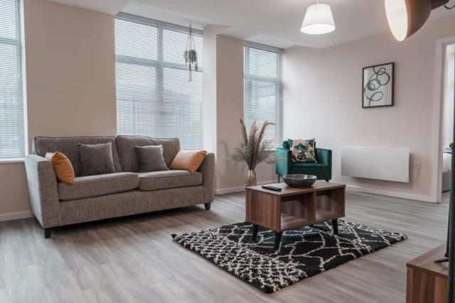 Contemporary 2 Bed Manchester Apartment - Sleeps 4