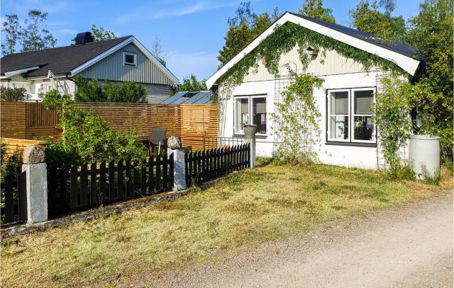 Gorgeous Home In Färjestaden With Kitchen