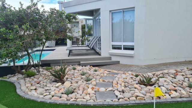 Golfers and holiday dreamhouse in Pinnacle Point Estate-Mossel Bay