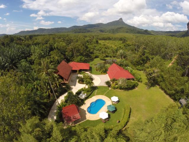 Cliffside Lagoon Villa