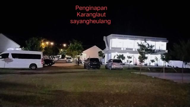 Penginapan Karanglaut Sayangheulang