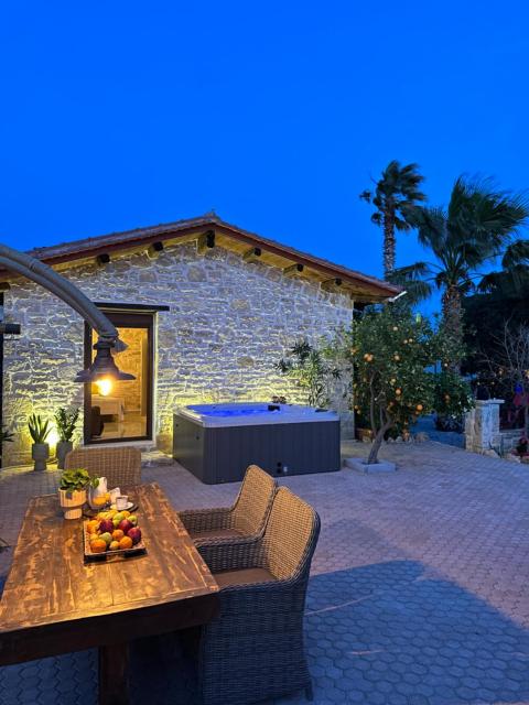 Villa Aspasia with private Jacuzzi - Oasis Resort